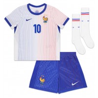 Frankrike Kylian Mbappe #10 Bortadräkt Barn EM 2024 Kortärmad (+ Korta byxor)
